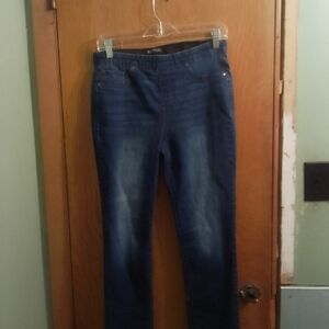 Women's Blue Jeans‎